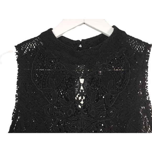 𝅺FREE People Black Floral Lace Size Small Ladies Halter Top Sleeveless Bu… - Picture 2 of 12